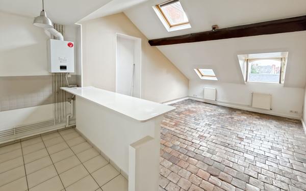 Appartement à vendre    3 pièces • 53,41 m2 Orléans