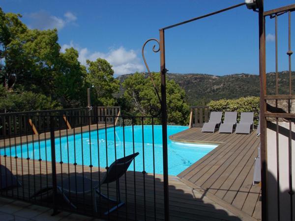 A 2km400 de la plage de SANTA-GIULIA