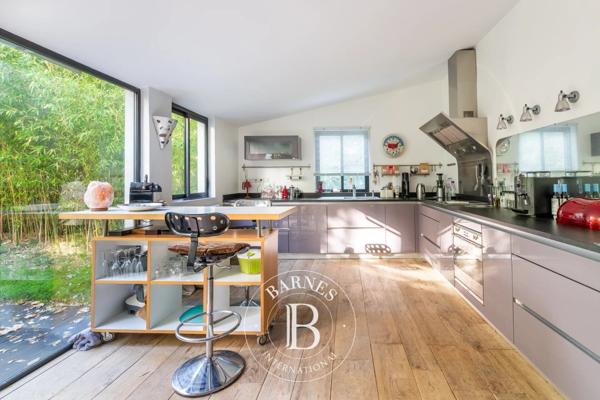 Le Perreux-sur-Marne, Maison 4 Chambres -  388 m² à vendre