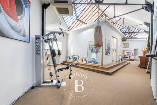 Le Perreux-sur-Marne, Maison 4 Chambres -  388 m² à vendre