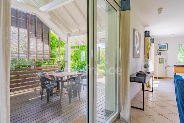 À 5 minutes de la Suisse – Villa de charme avec studio indépendant et vue exceptionnelle