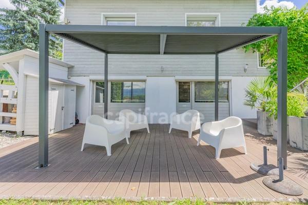 À 5 minutes de la Suisse – Villa de charme avec studio indépendant et vue exceptionnelle