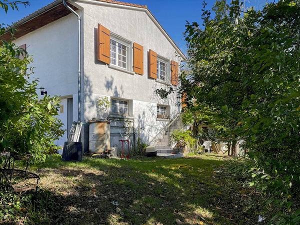 CHEF BOUTONNE : maison 7 pièces (165 m²)