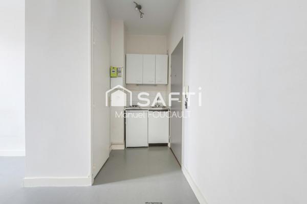 Appartement 1 pièce de 22 m2 au 1er étage sur 2 - cave en sous-sol