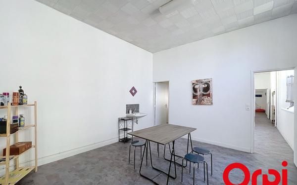 Maison à vendre    8 pièces • 563,90 m2 Les Aix-d'Angillon