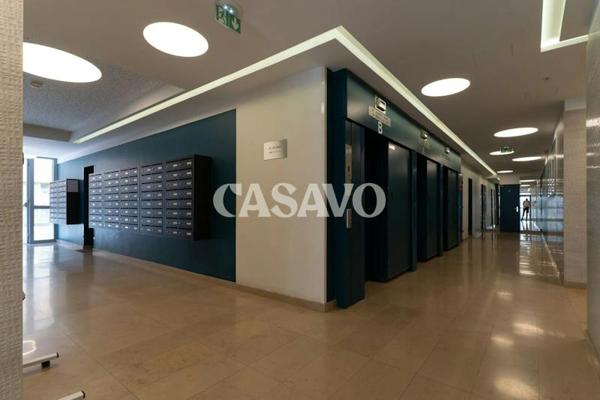 Vente Appartement 2 pièces de 50m² - 75020 Paris