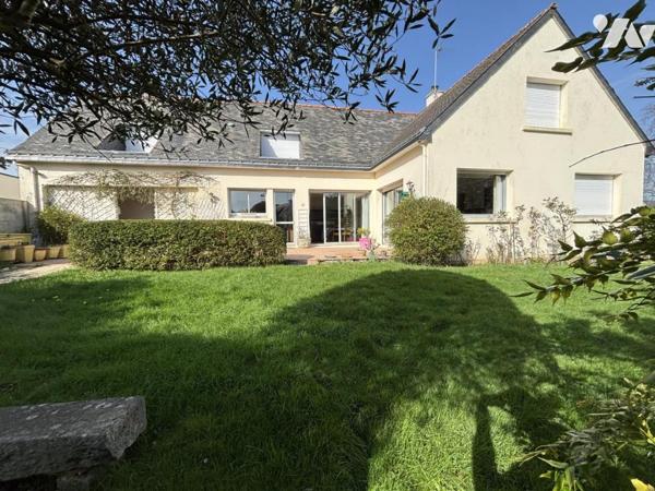 MAISON PROCHE LOMENER