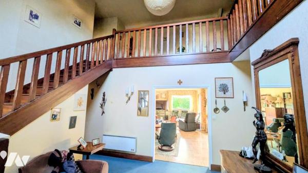 MAISON PROCHE LOMENER