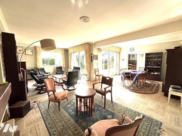 MAISON PROCHE LOMENER