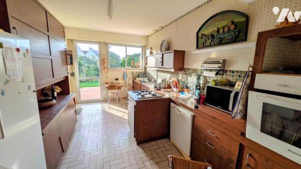 MAISON PROCHE LOMENER