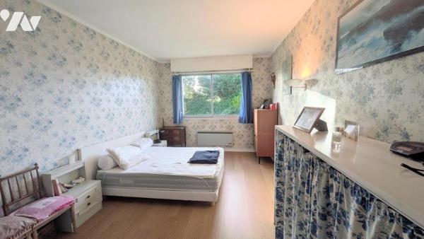 MAISON PROCHE LOMENER