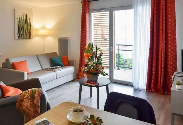 INVESTISSEMENT LOCATIF – MONTLUÇON – Résidence Séniors Domitys Les Rives du Cher - 5,14 de rentabilité