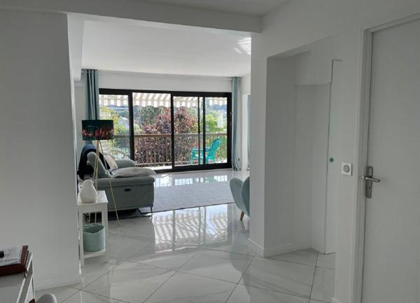 Appartement à vendre    4 pièces • 106,57 m2 La Varenne - Saint-Maur-des-Fossés