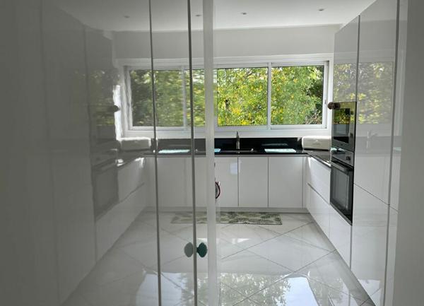 Appartement à vendre    4 pièces • 106,57 m2 La Varenne - Saint-Maur-des-Fossés