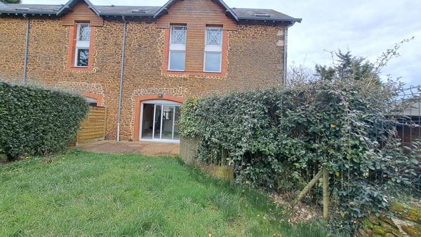 Appartement à SAINT-SATURNIN, 72650 - 4 pièces 89m²