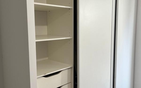 Appartement à louer    1 pièce •  Massy