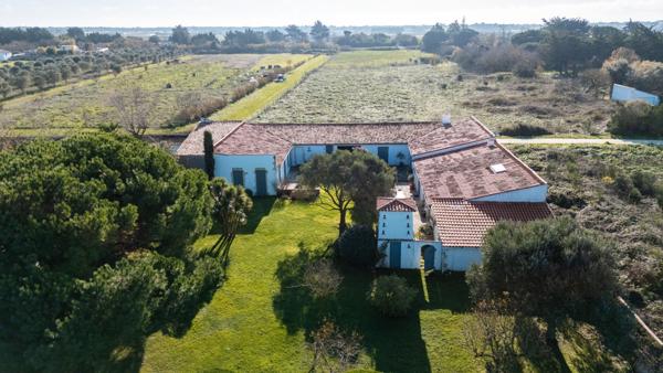 Ile de Ré - Saint Martin de Ré - Propriété historique