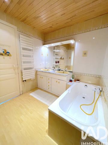 Maison à vendre 7 pièces 192 m² La Roche-sur-Yon