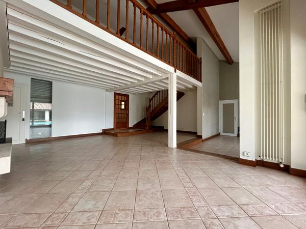 MAISON TYPE 7 - POITIERS PROCHE CHU Poitiers (86000)