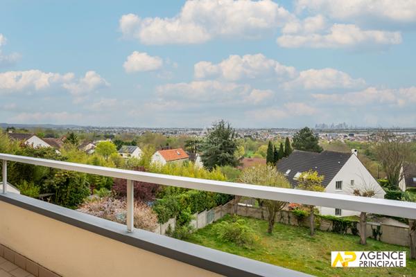 Maison Le Mesnil Le Roi 7 pièce(s) 1 190 000 € **  - Référence  4664