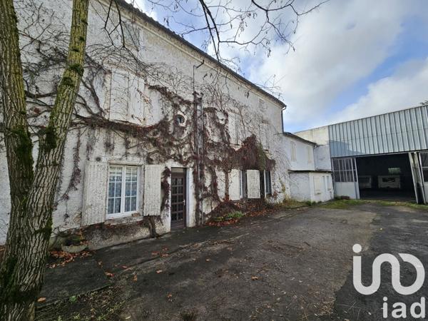 Maison de ville 8 pièces de 155 m² à Mansle (16230)