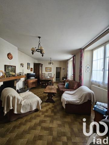 Maison de ville 8 pièces de 155 m² à Mansle (16230)