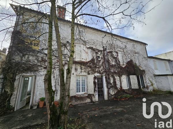 Maison de ville 8 pièces de 155 m² à Mansle (16230)