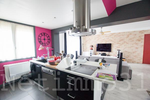 Maison avec piscine sur 2100 m²