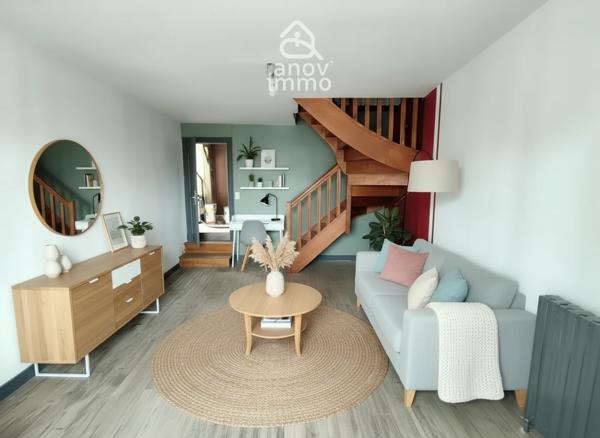 Immeuble
                                                                                                                                                
                                                                                                                                                
                                                                                                                                                
                                                    
                                                                                                                                                                                                                                                                                                                        131  m²                                                                                                                                                                                                         2 etage(s)