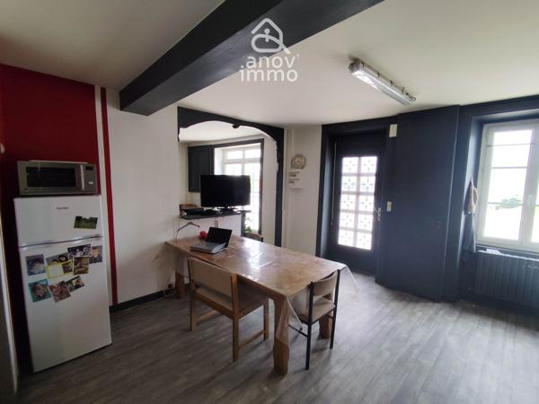Immeuble
                                                                                                                                                
                                                                                                                                                
                                                                                                                                                
                                                    
                                                                                                                                                                                                                                                                                                                        131  m²                                                                                                                                                                                                         2 etage(s)