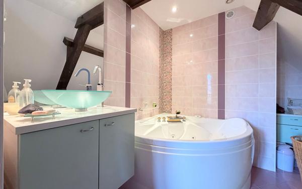 Maison à vendre    5 pièces •  Heillecourt