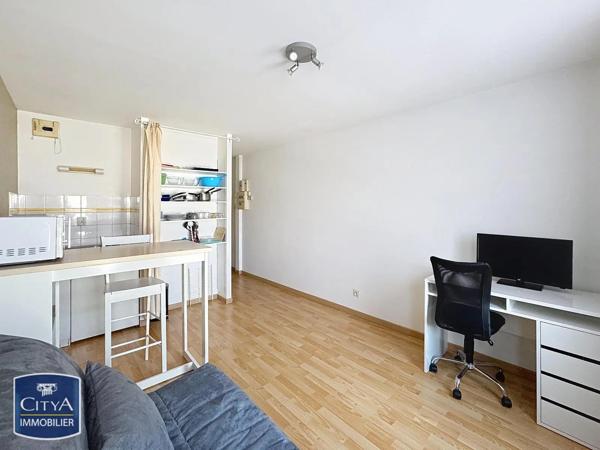Appartement à louer 1 pièce 18.72m² Arras (62000)