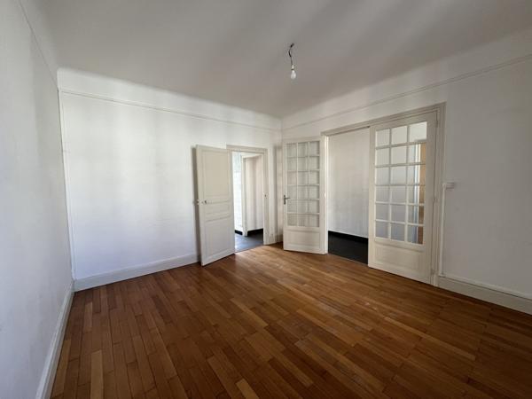 Immeuble à vendre |  Montluçon |  210 m²