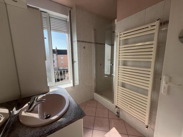 Immeuble à vendre |  Montluçon |  210 m²