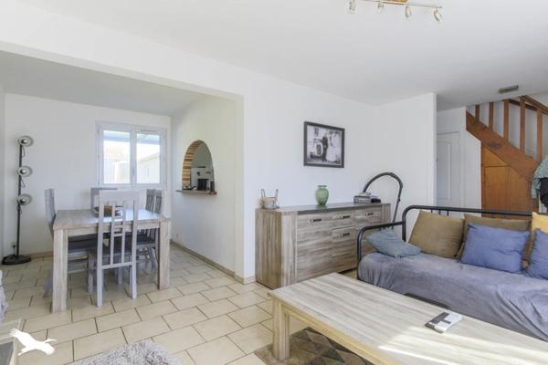 Maison à vendre |                                       Mantes-la-Jolie |                                        5 pièces  |  79 m²