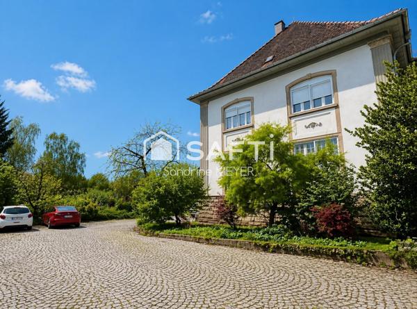 Maison de maître 238 m², terrain 1891 m²