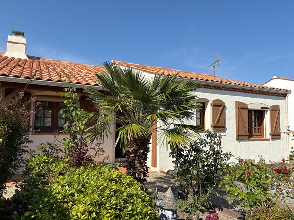 Maison Saint Hilaire De Riez 3 chambres, véranda, garage sur 522 m2 de terrain