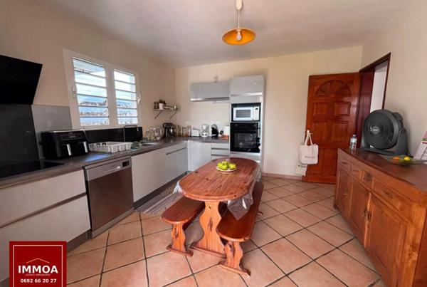 Maison à vendre de type F3 – Saint-Anne (97437) – À proximité du Bassin Bleu Maison à vendre de type F3 – Saint-Anne (97437) – À proximité du Bassin Bleu