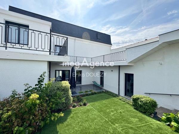 Maison à DOUE-LA-FONTAINE, 49700 - 6 pièces 160m²