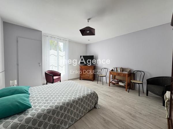 Maison à DOUE-LA-FONTAINE, 49700 - 6 pièces 160m²