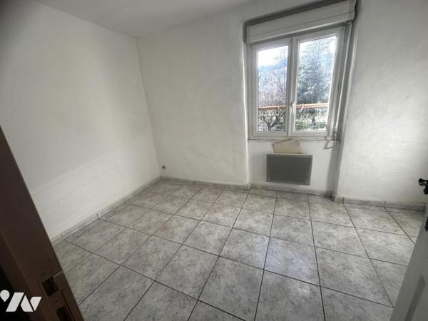 Immeuble se composant de 3 appartements