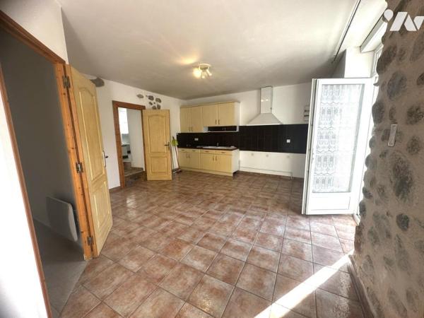 Immeuble se composant de 3 appartements