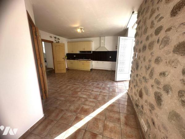 Immeuble se composant de 3 appartements