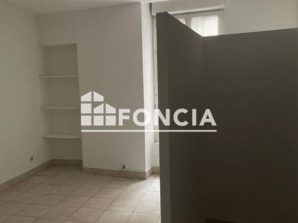 Location Studio 32.25 m² - 16 RUE DE BOURGOGNE Vienne 38200