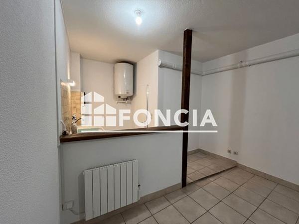 Location Studio 32.25 m² - 16 RUE DE BOURGOGNE Vienne 38200