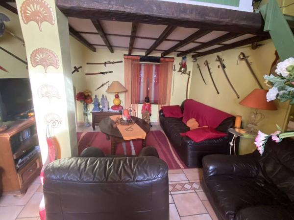 Maison avec 3 garages en entrée de Cévennes