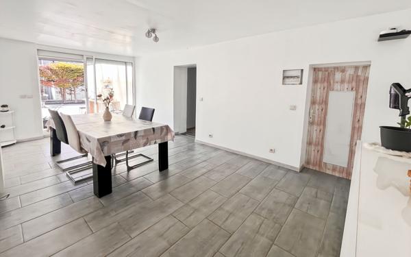 Maison à vendre    6 pièces • 144,70 m2 Livron-sur-Drôme