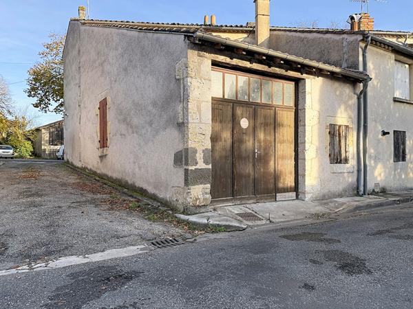 Charmante Maison de ville 88 m², de 3 pieces, 2 chambres, garage à Nérac