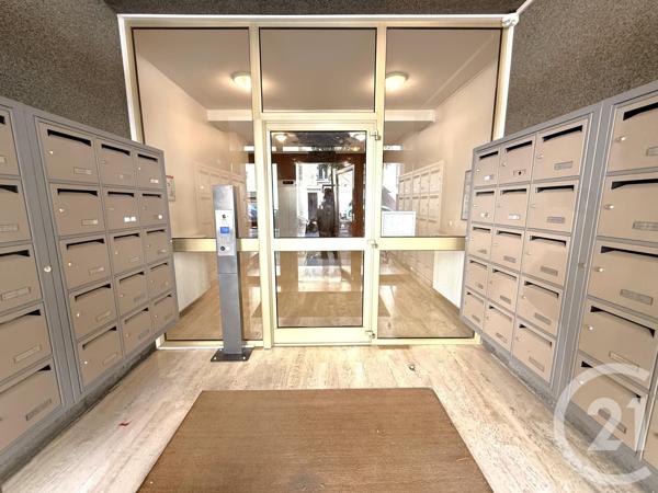 Appartement F3 à vendre  3 pièces - 69 m2 PARIS - 75020