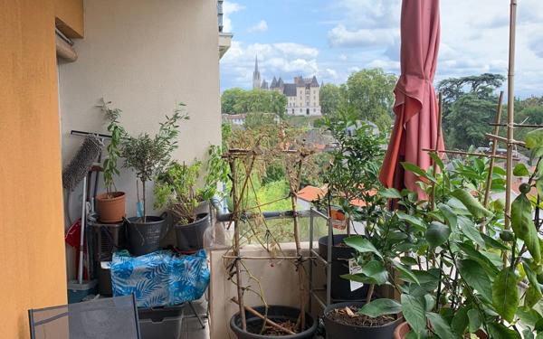 Appartement à vendre    3 pièces • 78 m2 Pau